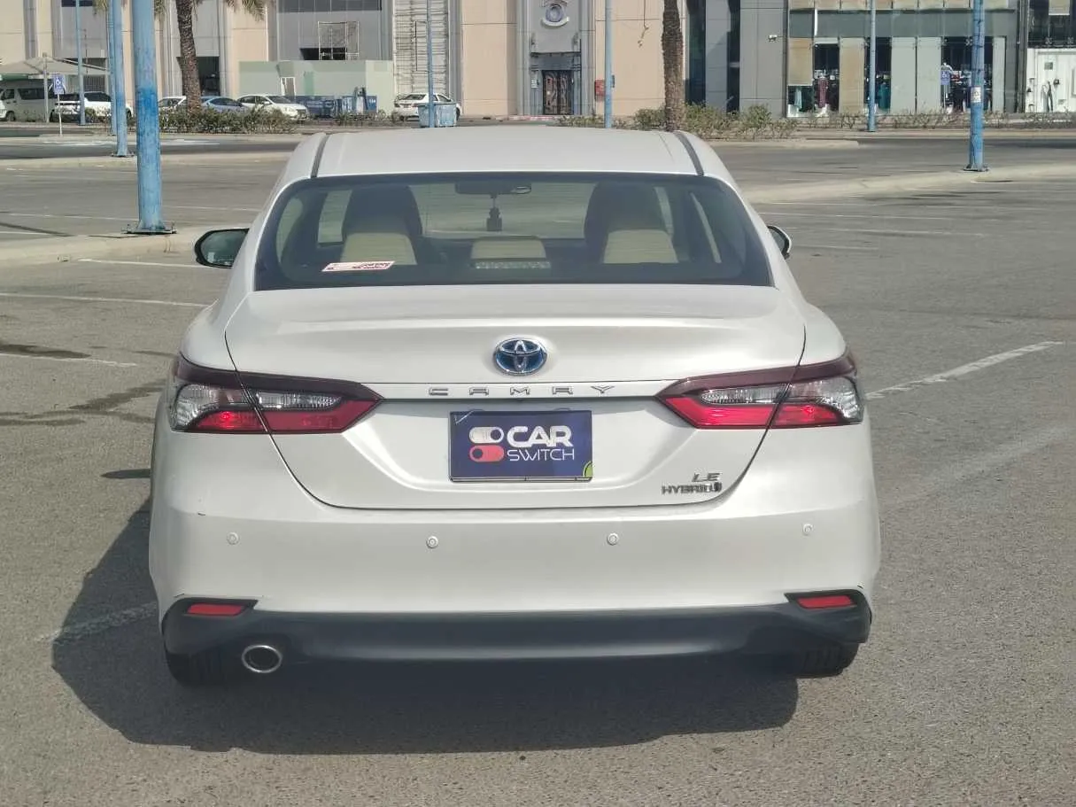 Car image 6