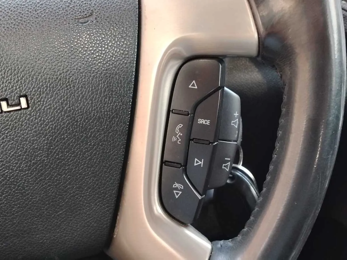 Car image 36