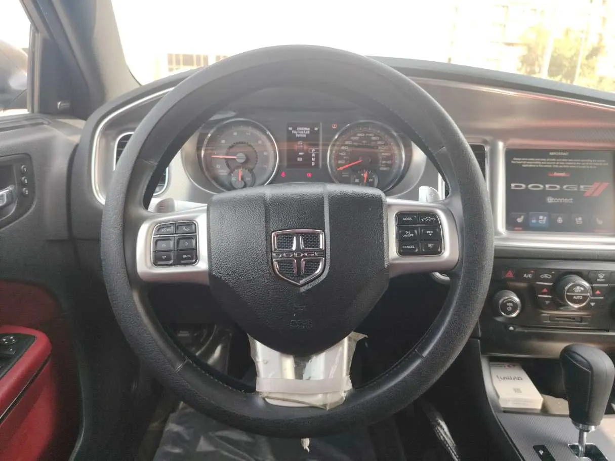 Car image 21