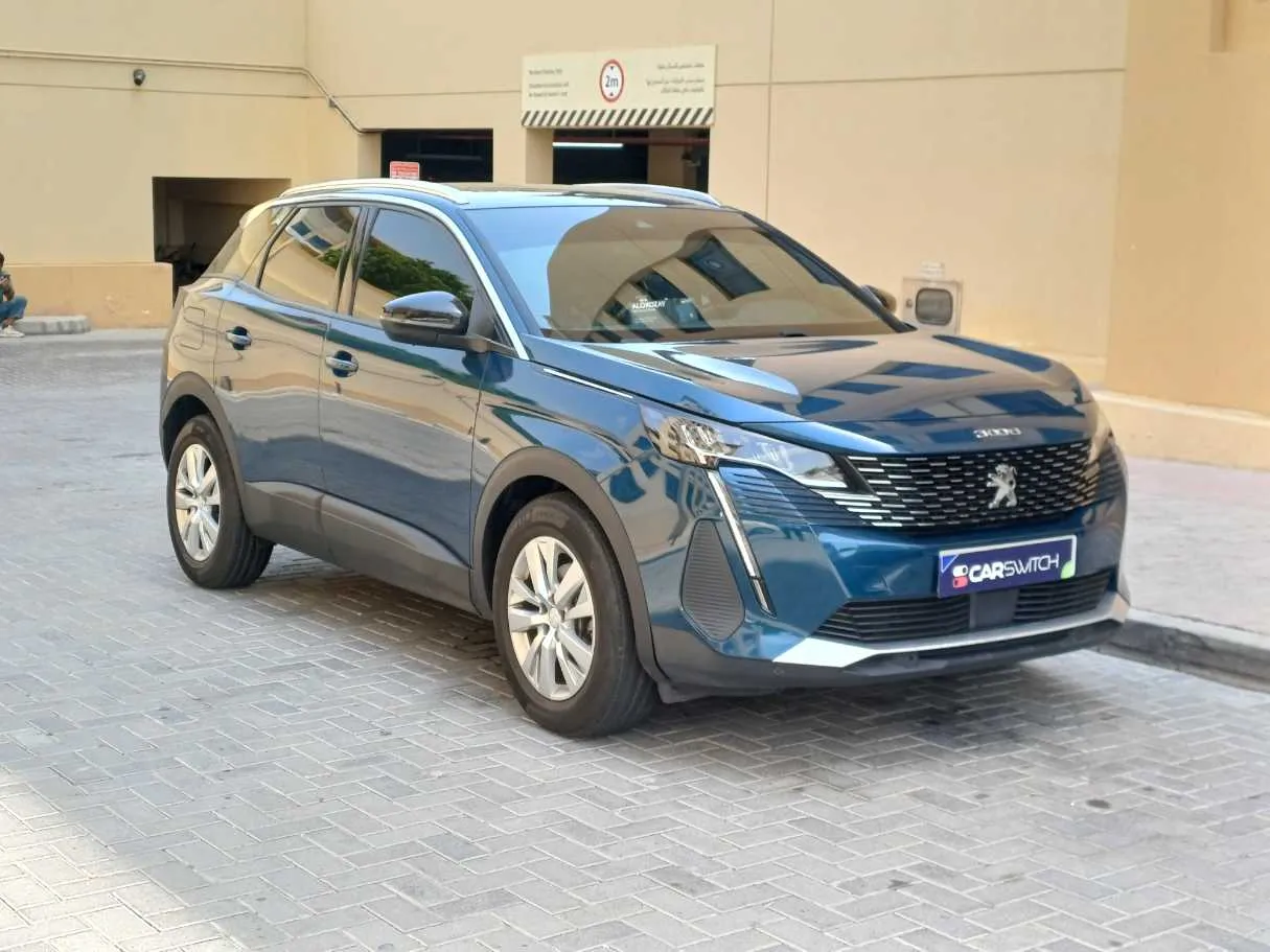 Car image 3