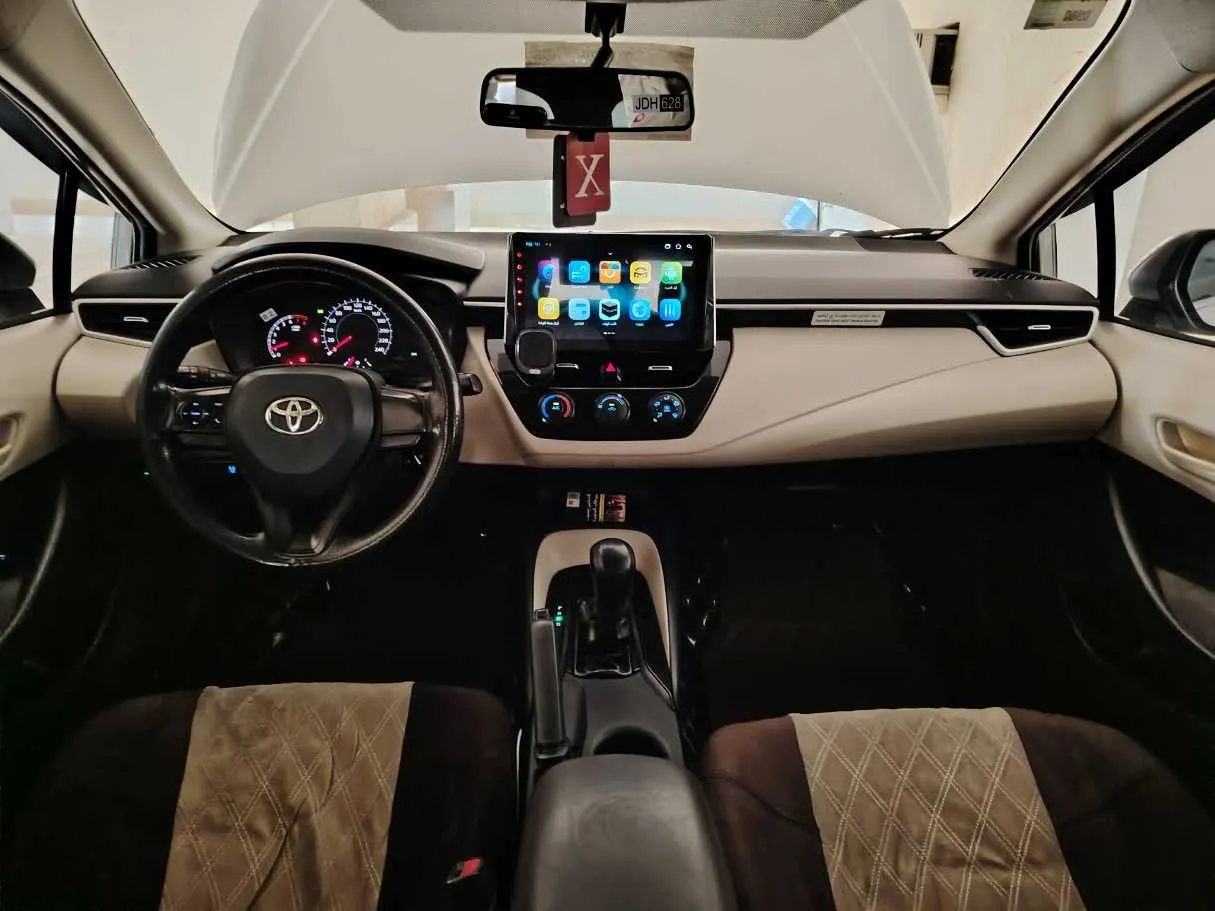 Car image 23