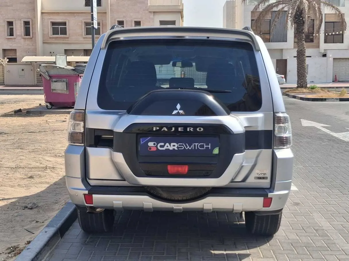 Car image 6