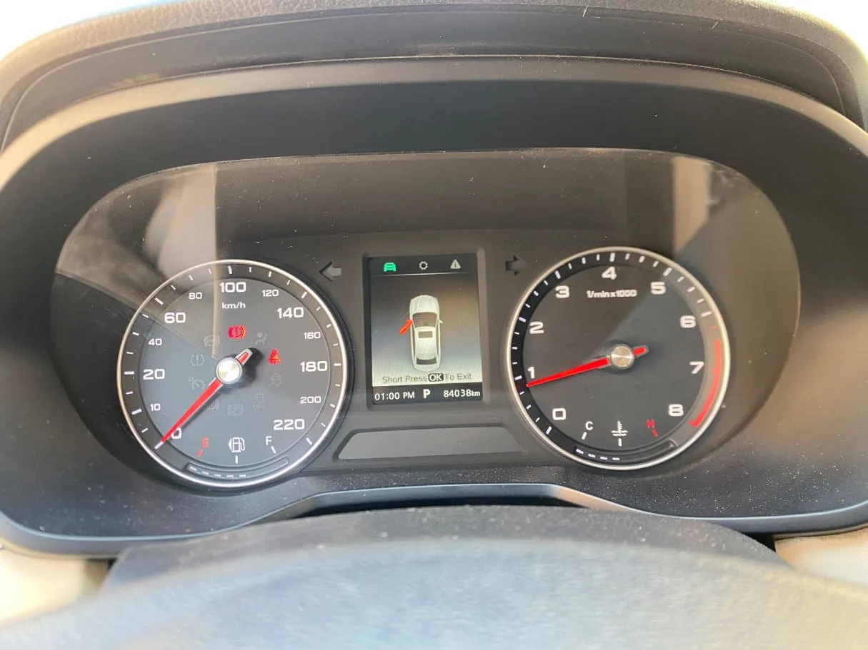 Car image 16