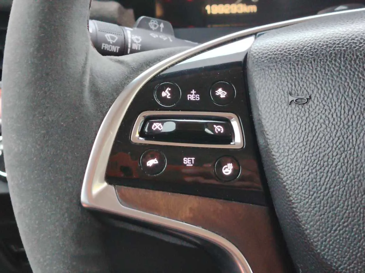 Car image 35