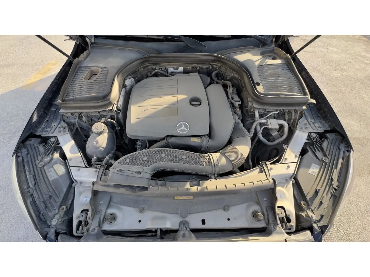 Car image 27