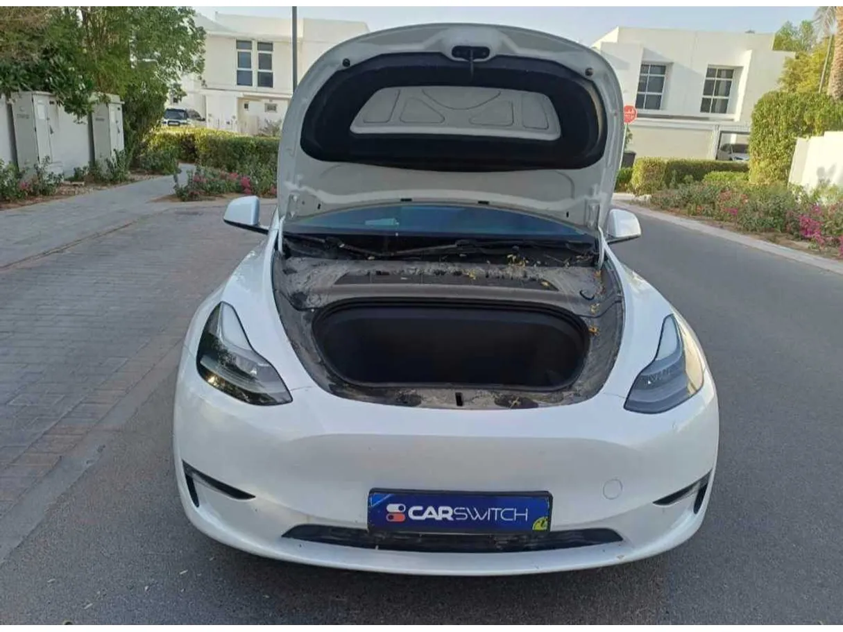 Car image 20