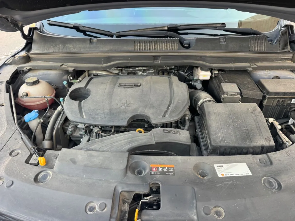 Car image 23