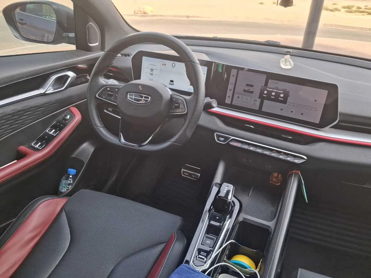 Car image 16