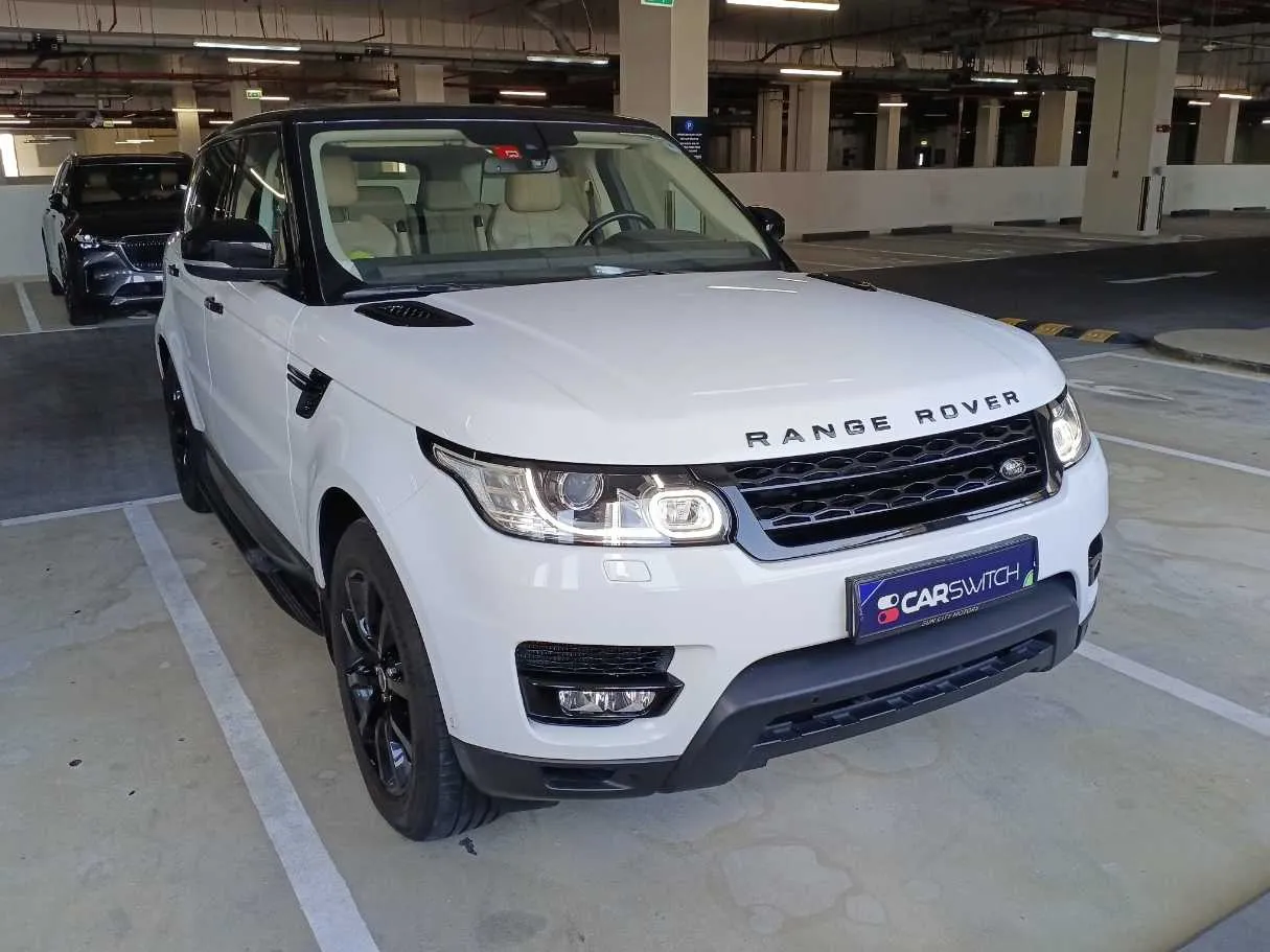 Car image 4
