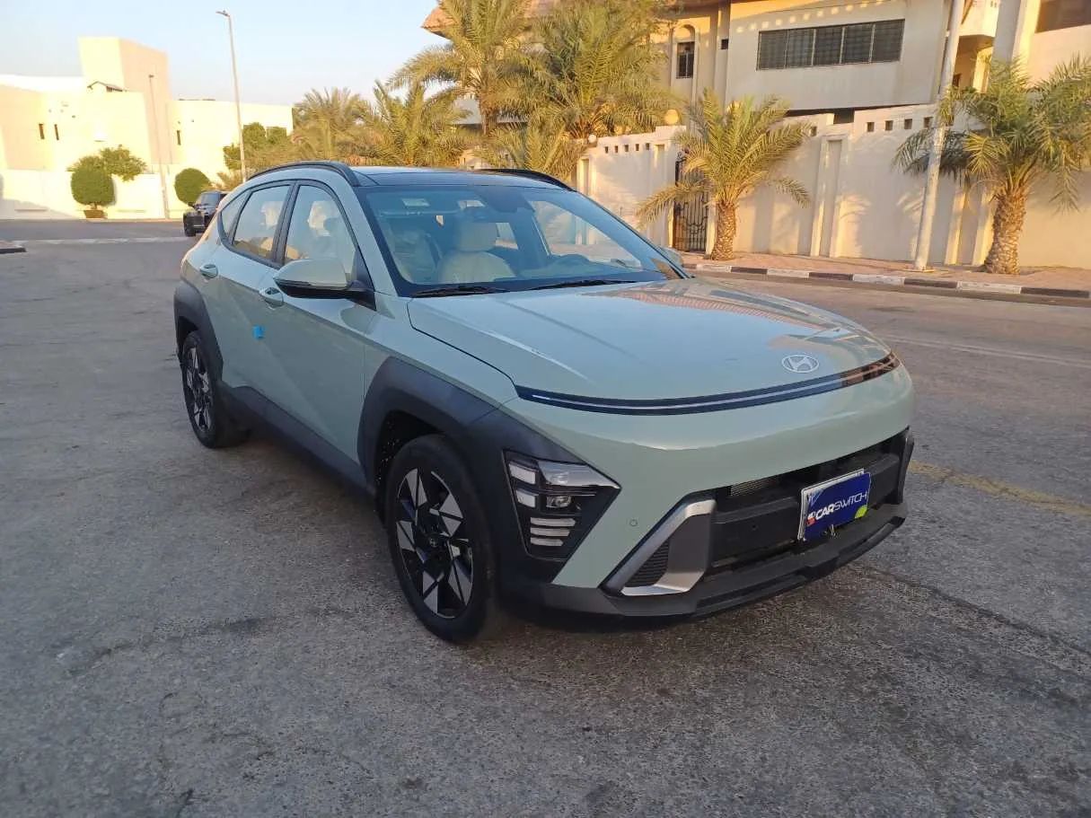 Car image 3