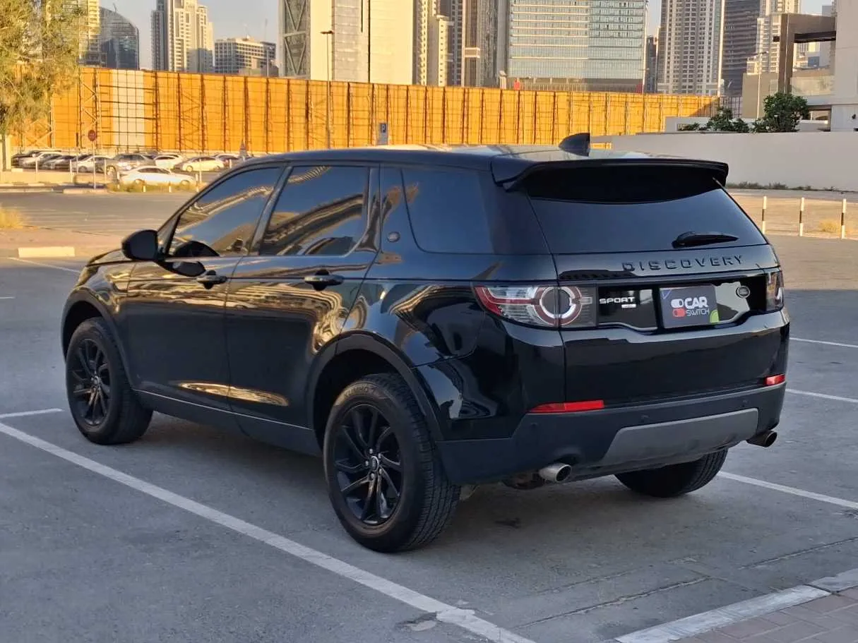 Car image 7