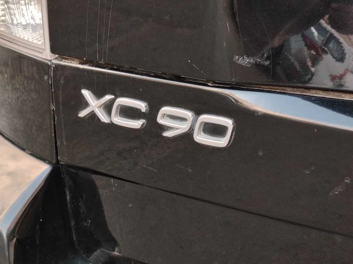 Car image 34