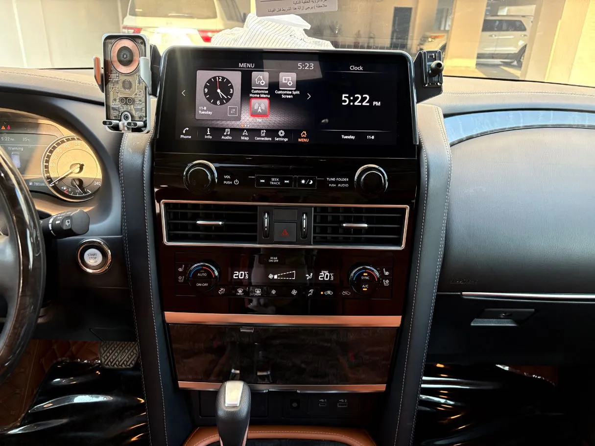 Car image 20