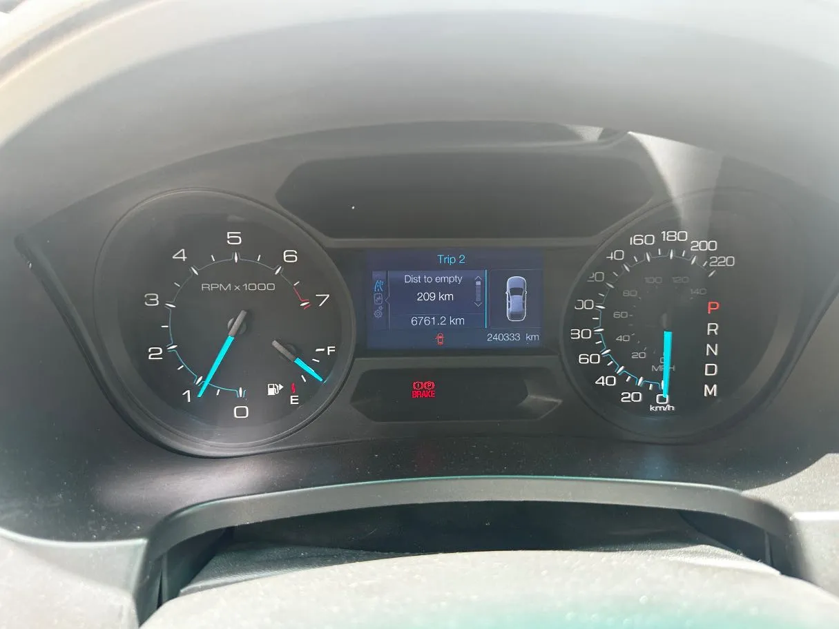 Car image 23