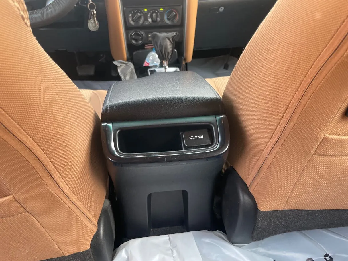 Car image 22