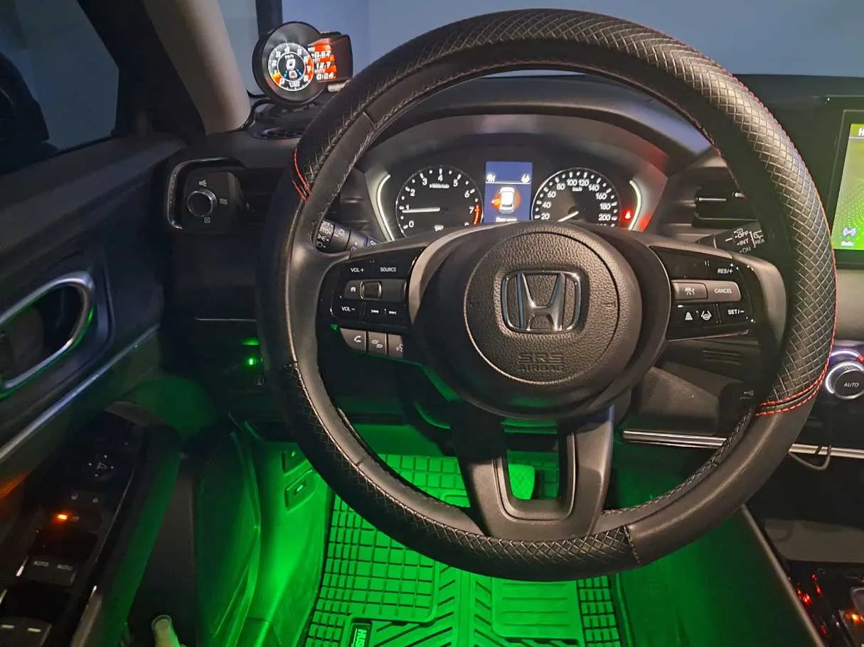 Car image 22