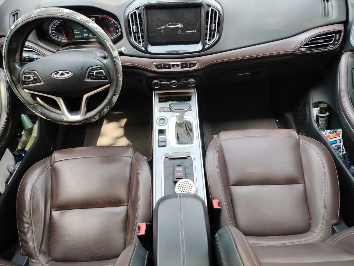 Car image 20