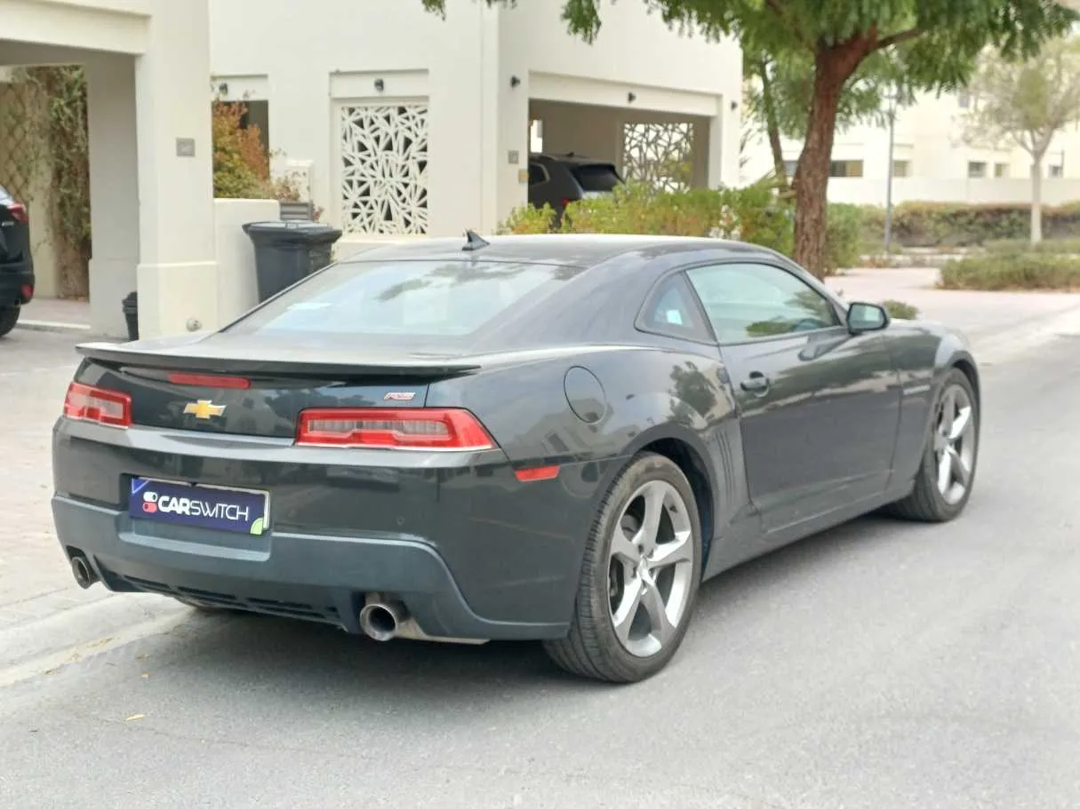 Car image 5
