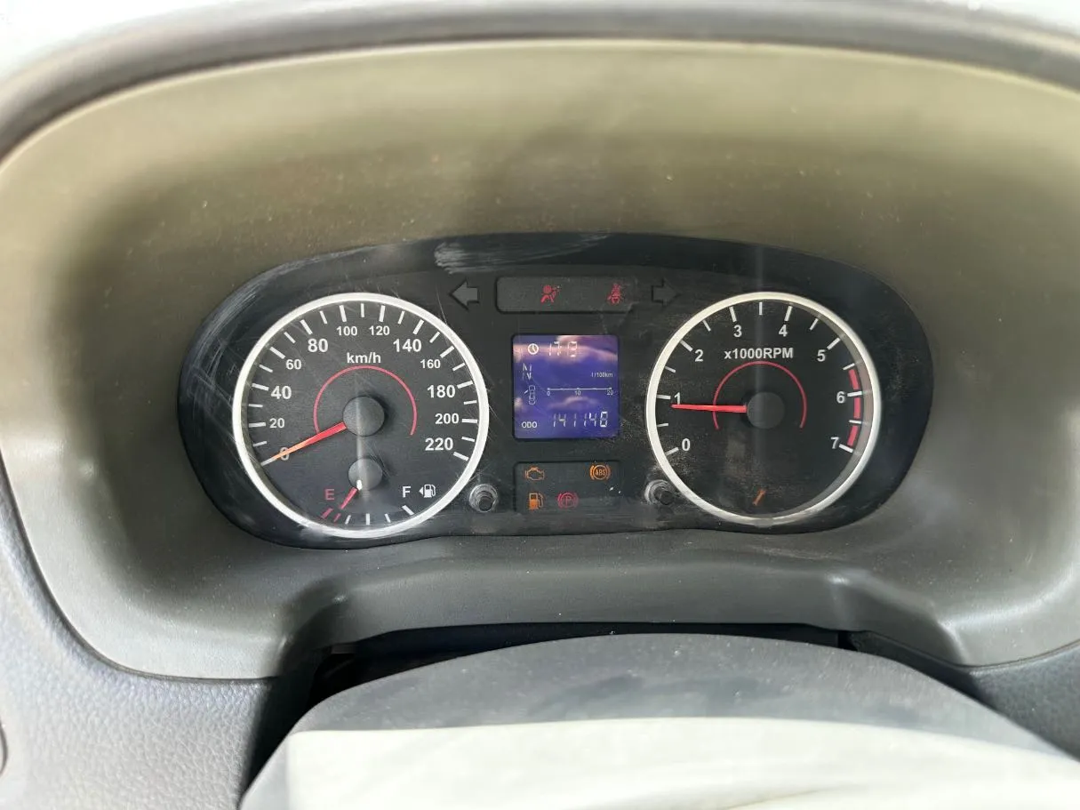 Car image 20
