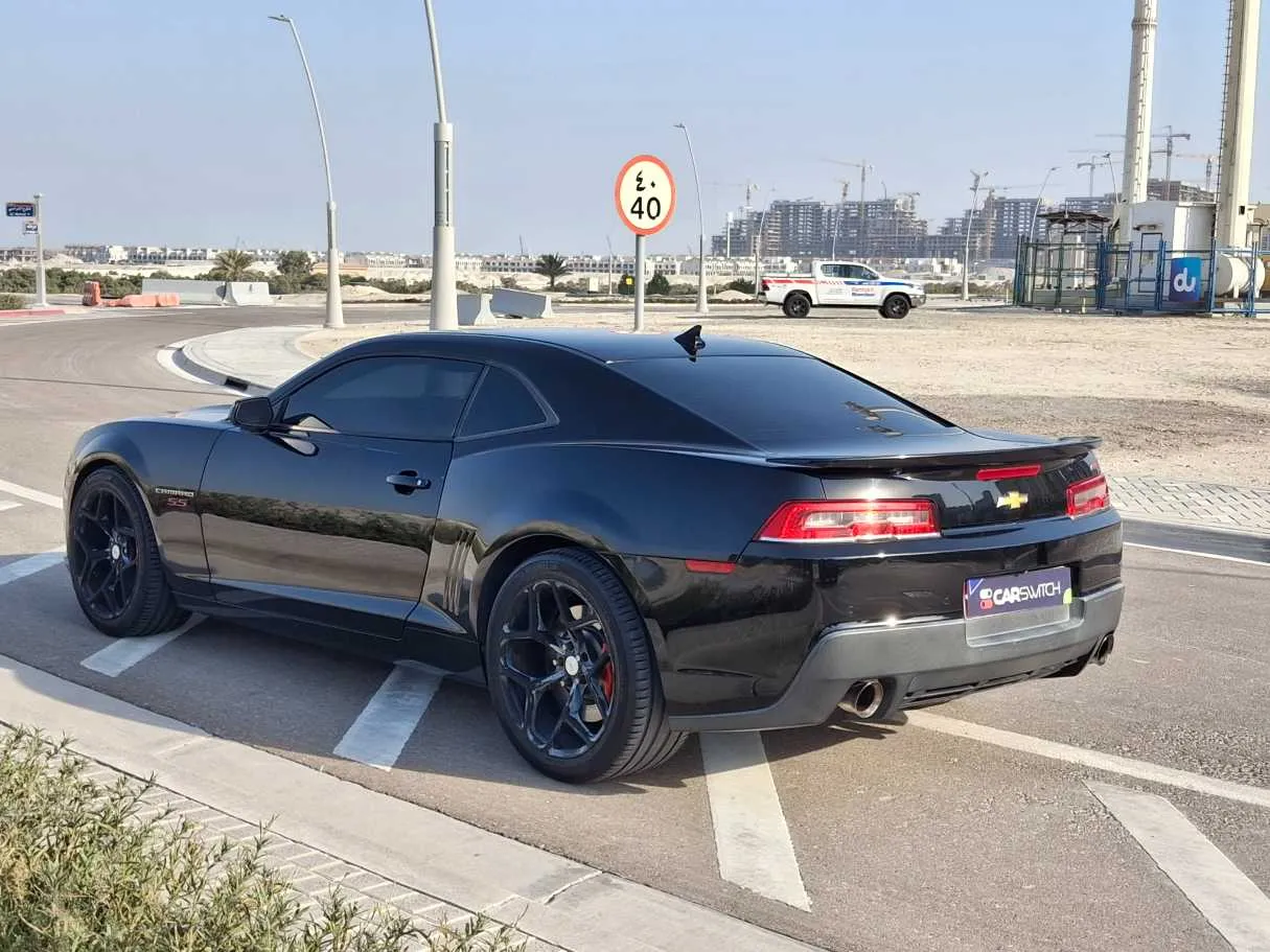 Car image 5