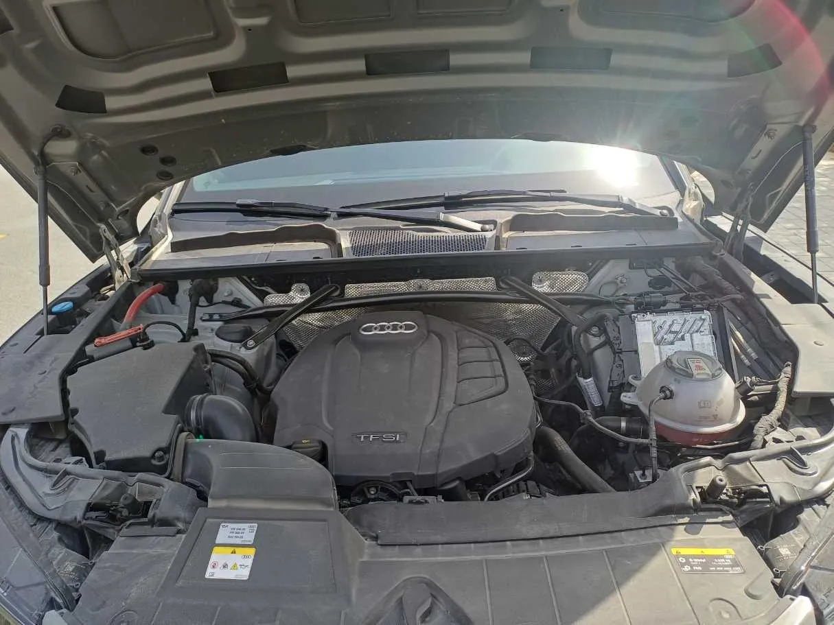 Car image 28