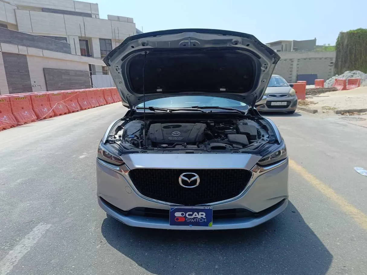 Car image 32