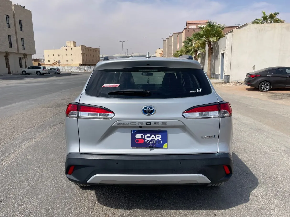 Car image 6
