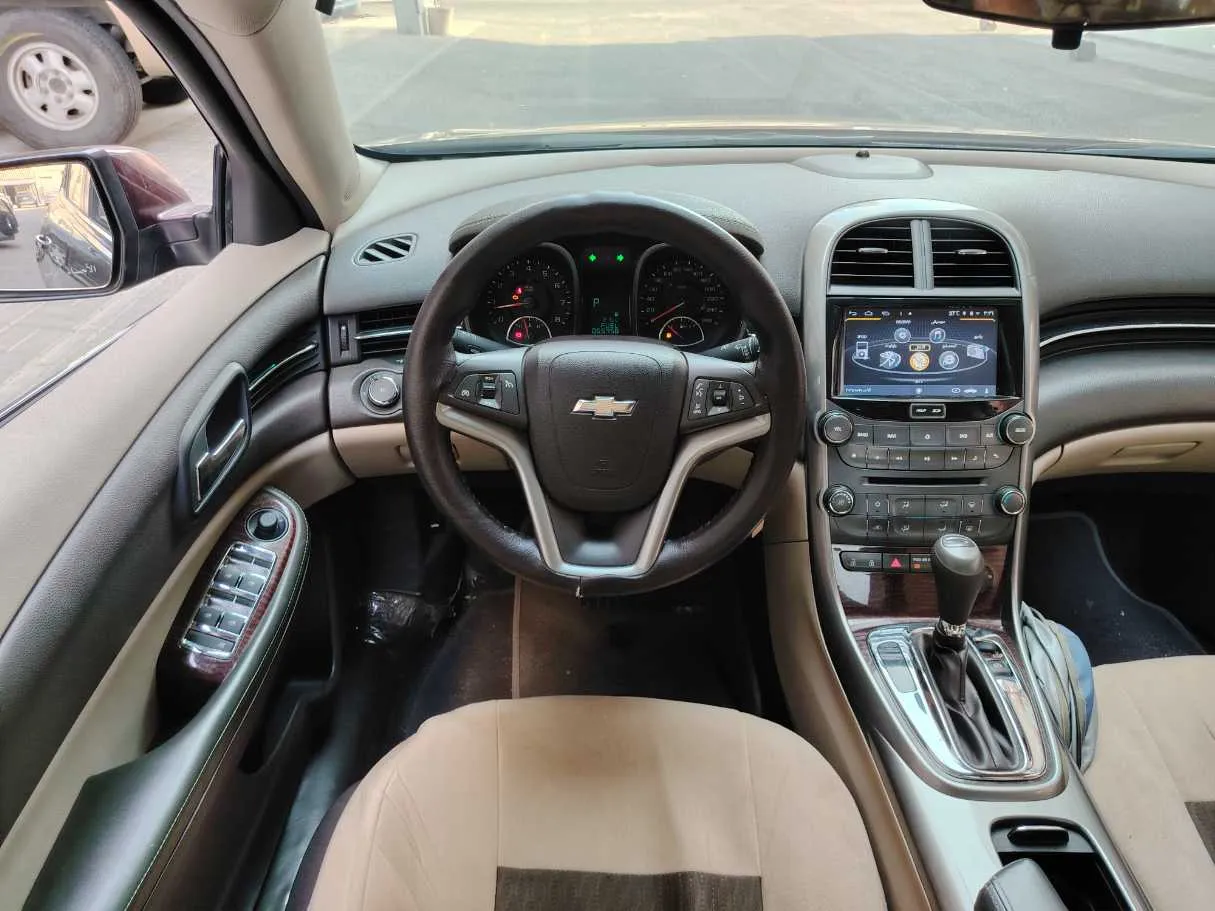 Car image 22