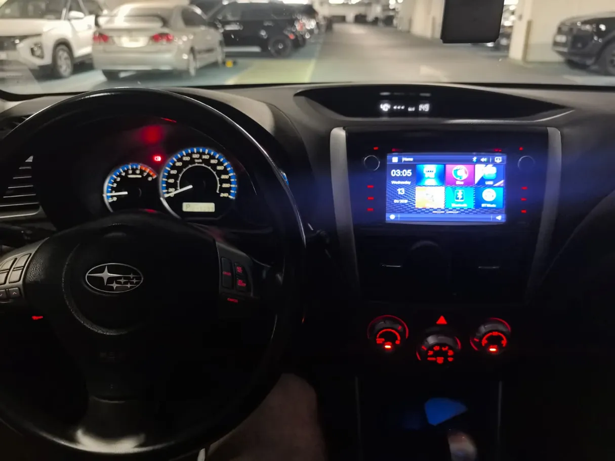 Car image 7