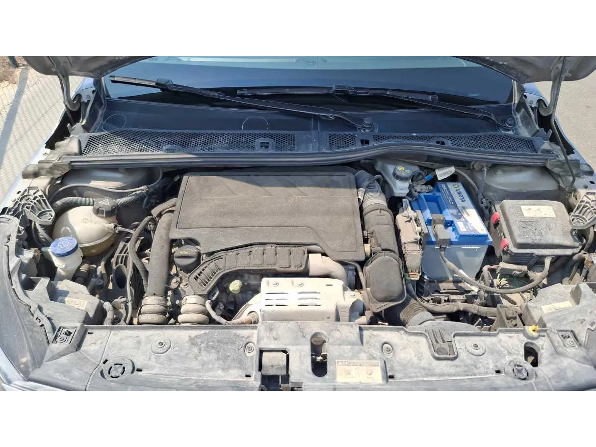 Car image 21
