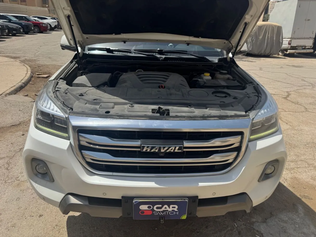 Car image 22