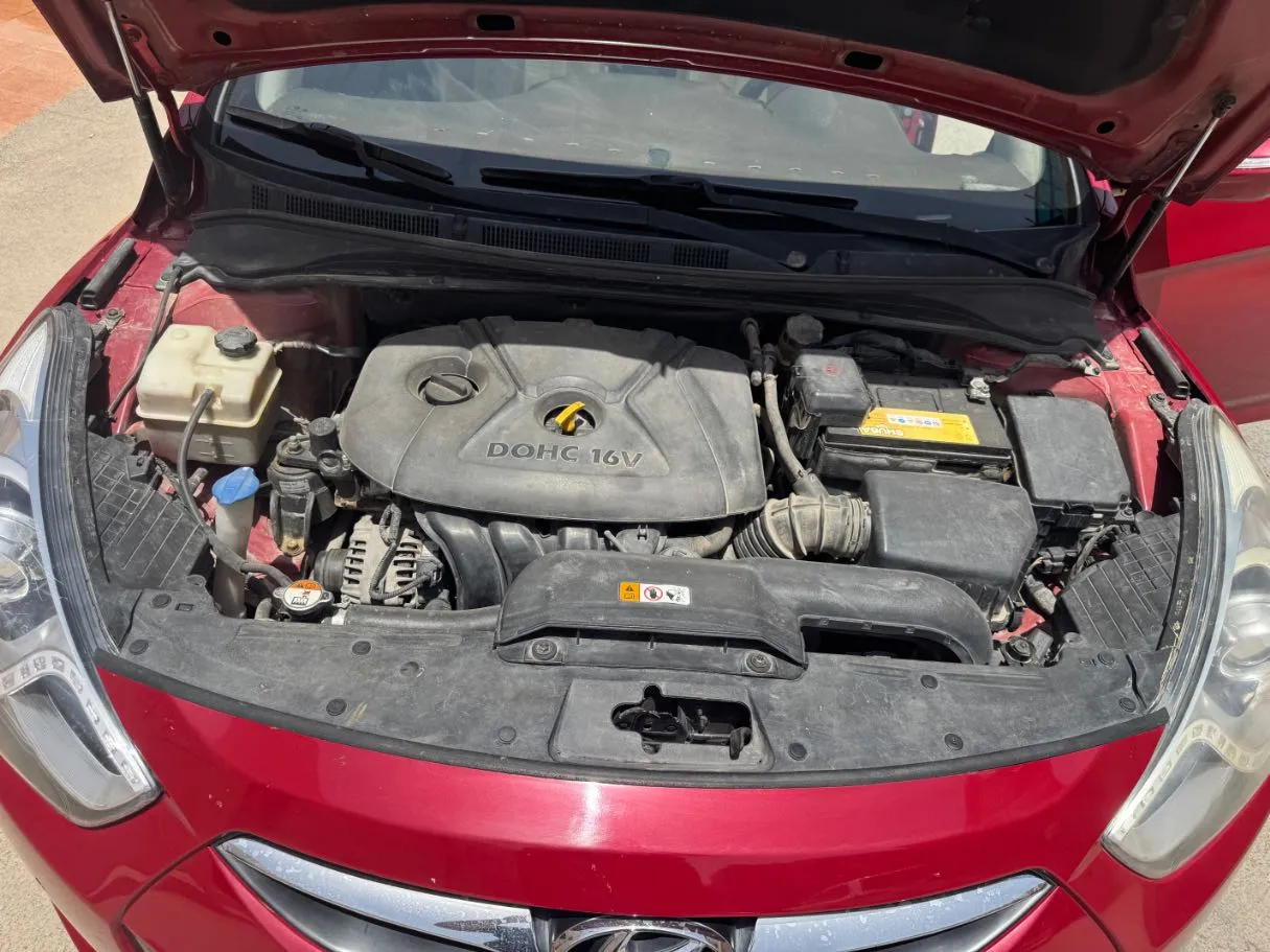 Car image 21