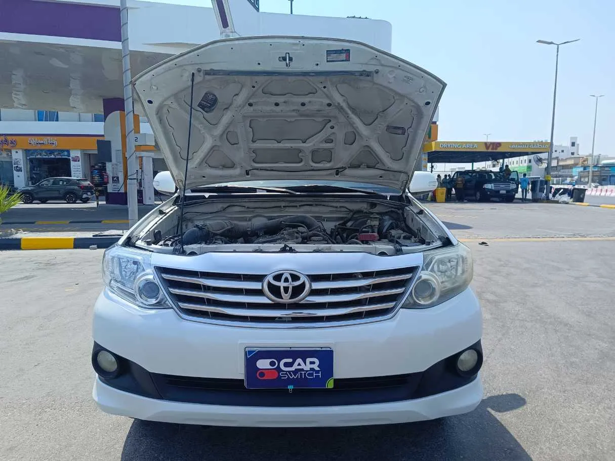 Car image 33