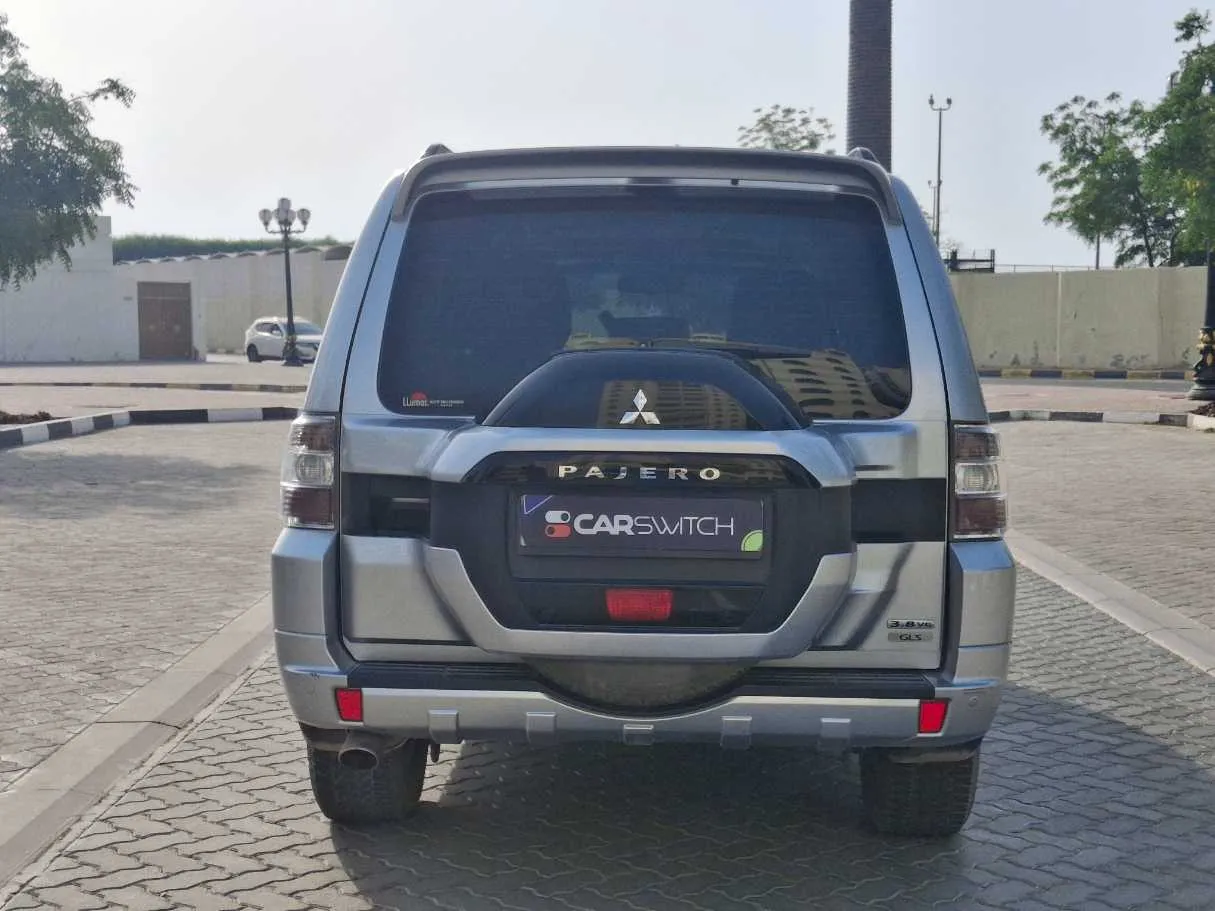 Car image 6