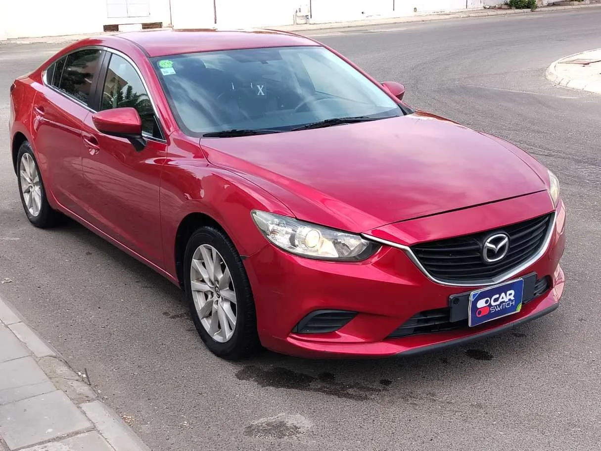 Car image 3