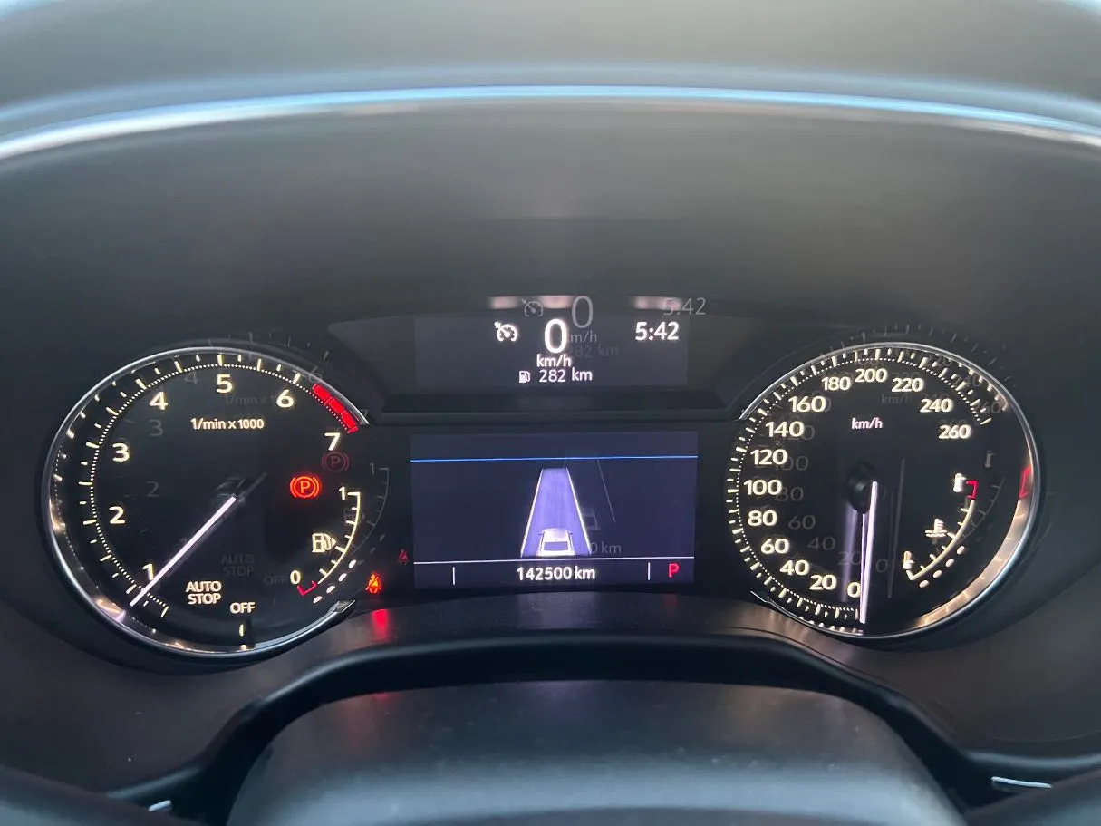 Car image 21