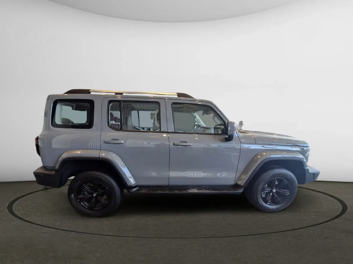 Car image 2