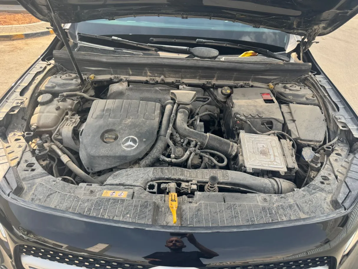 Car image 22