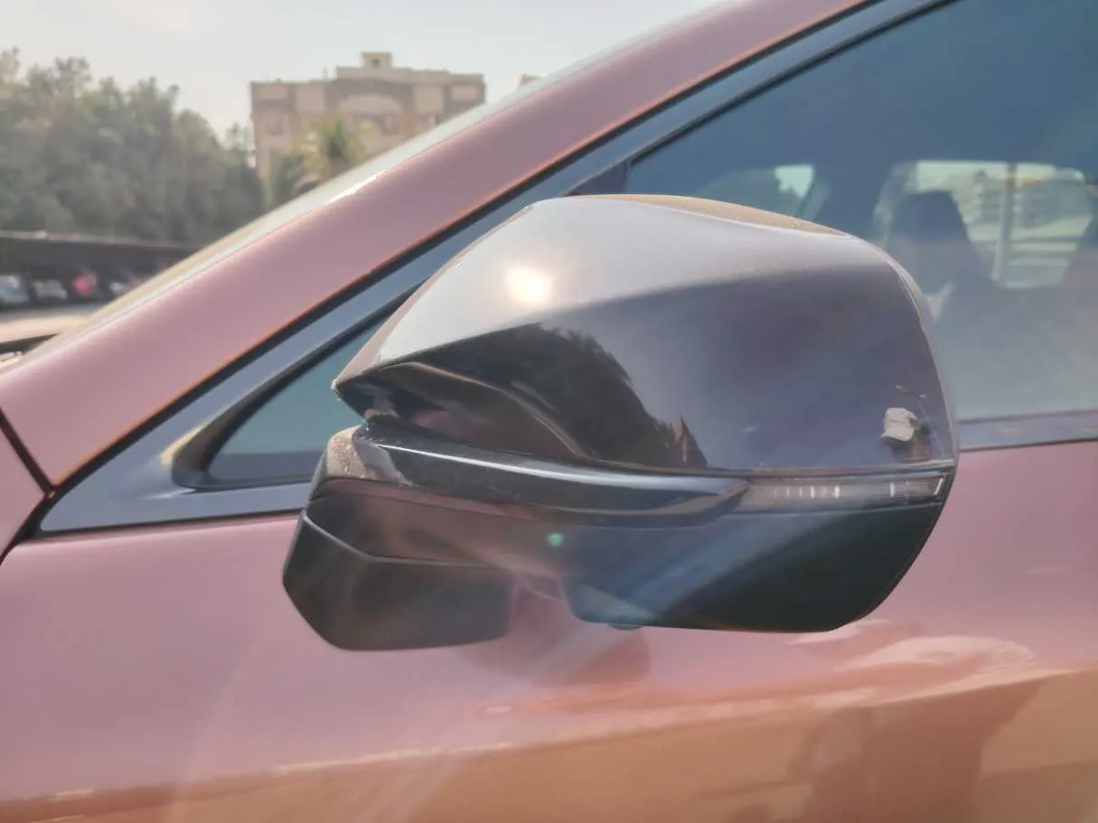 Car image 32