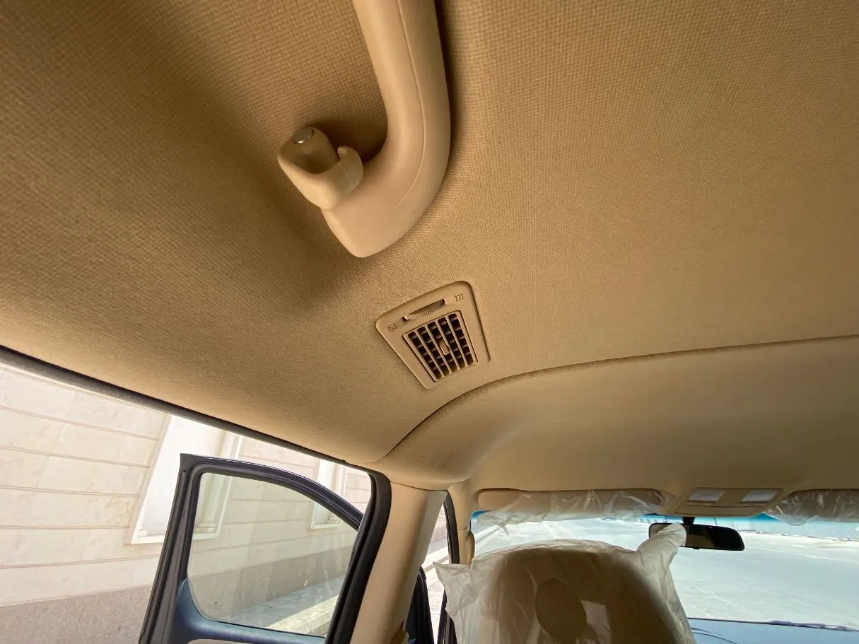 Car image 28