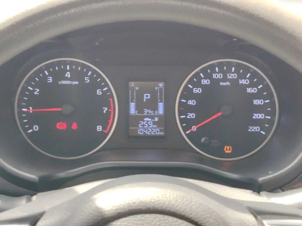 Car image 20