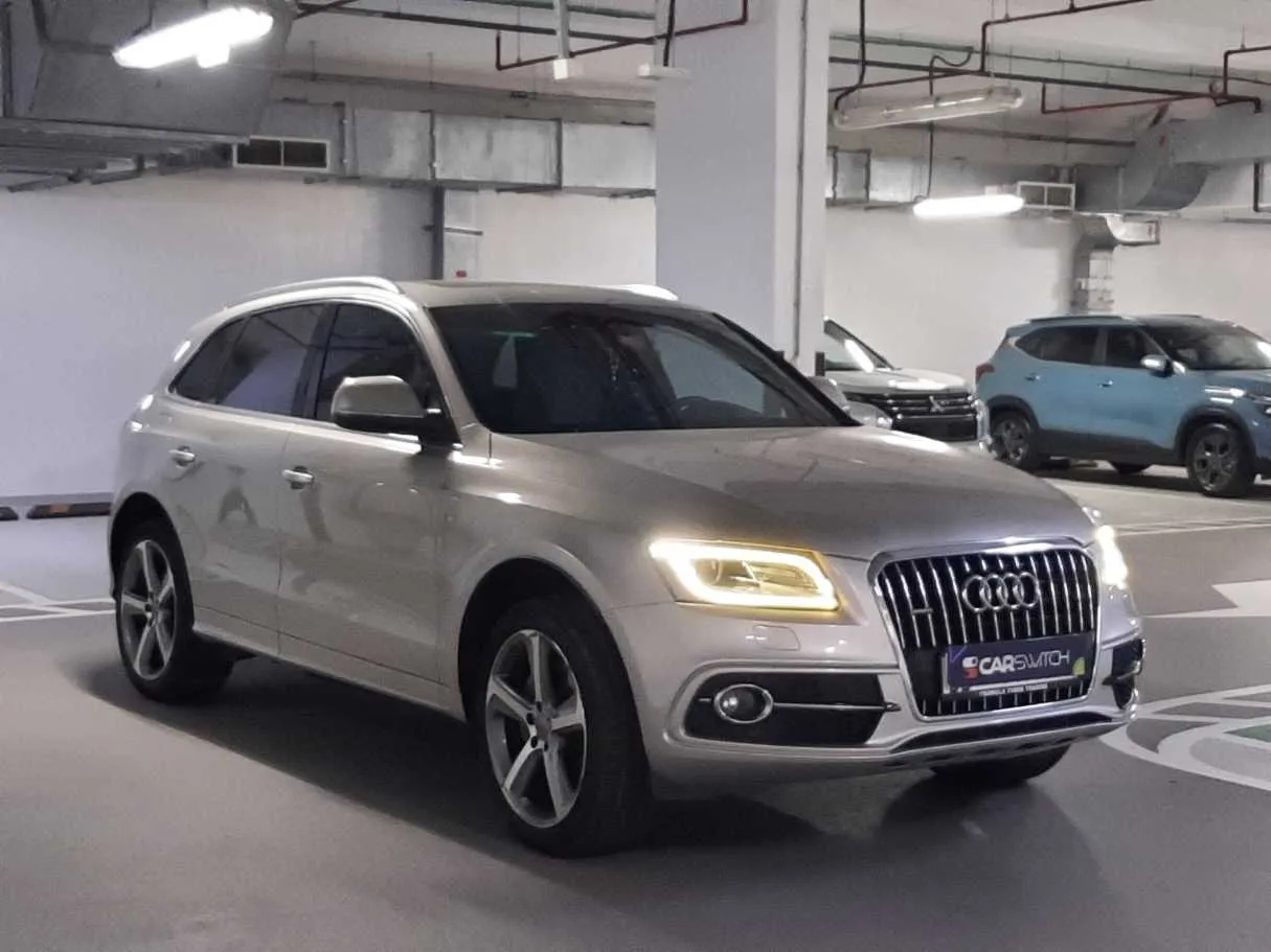 Car image 3