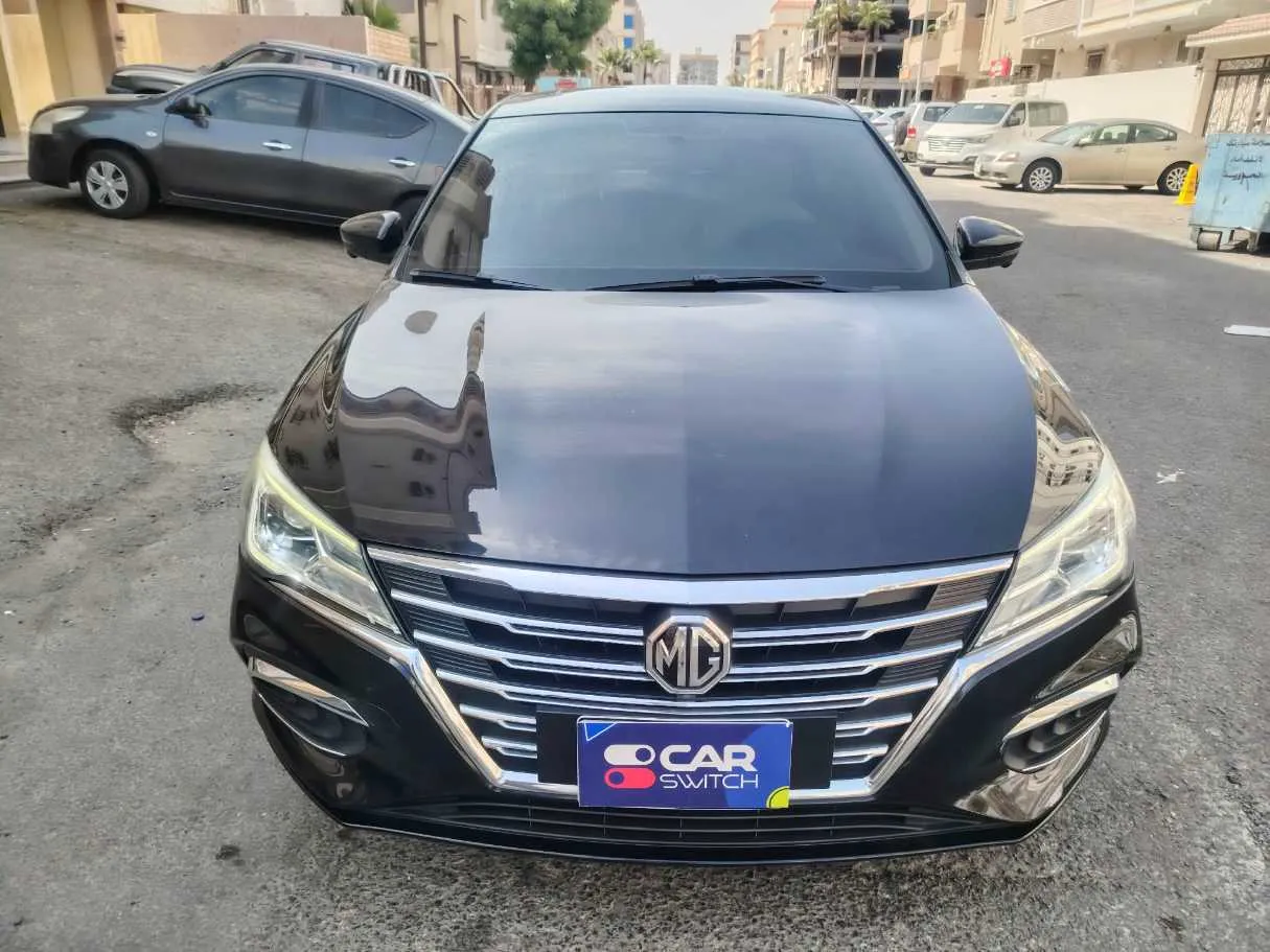 Car image 2