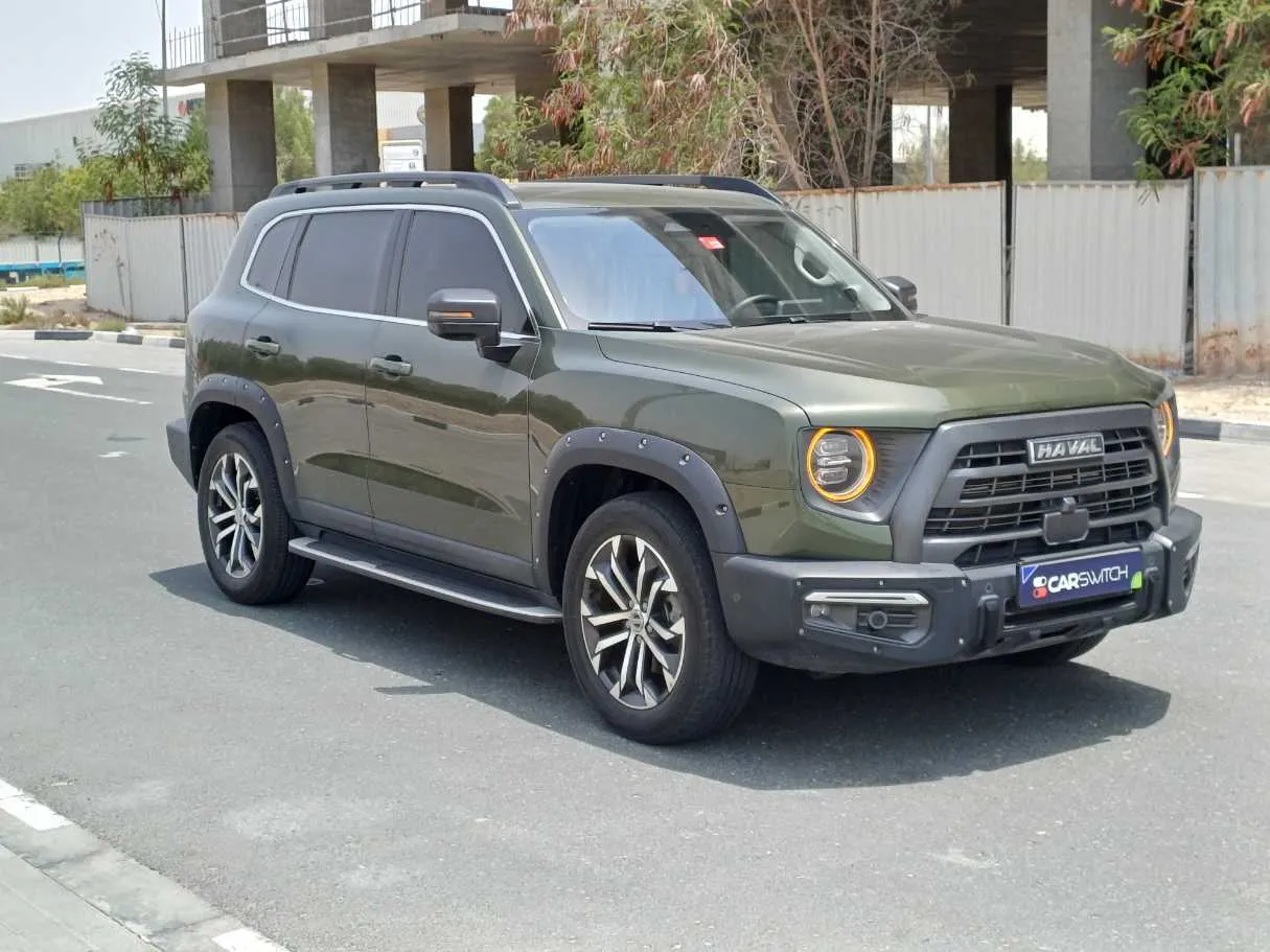 Car image 3