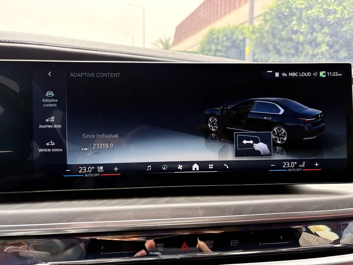 Car image 26