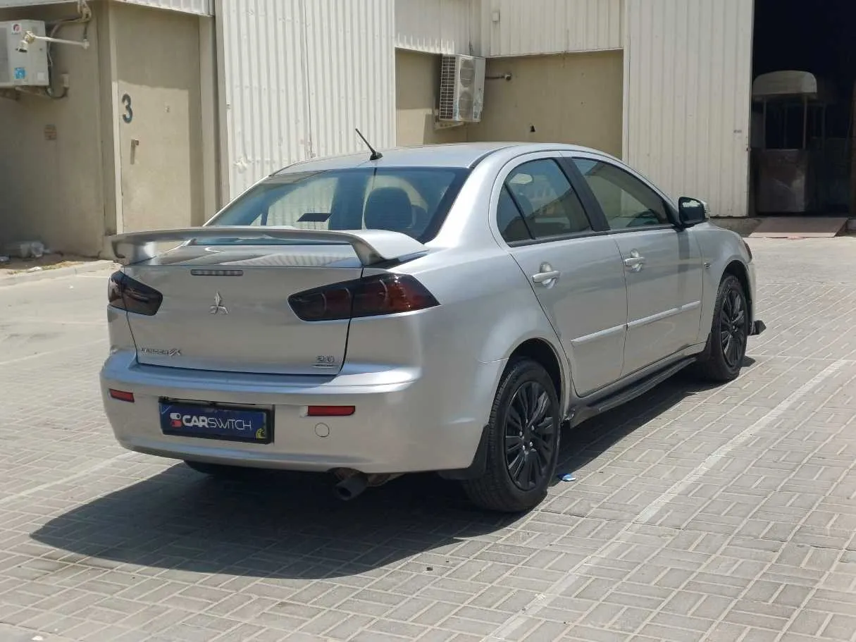 Car image 5