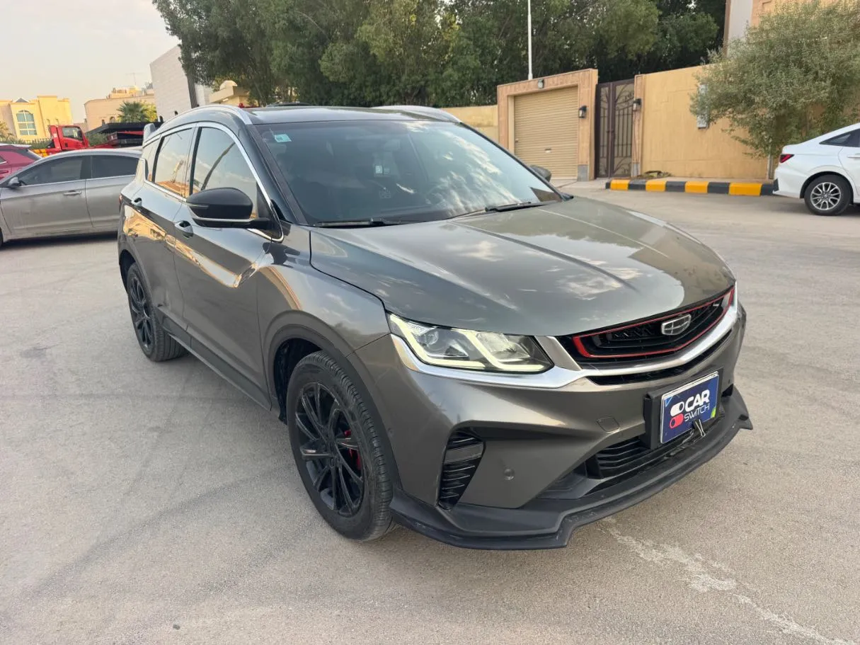 Car image 3