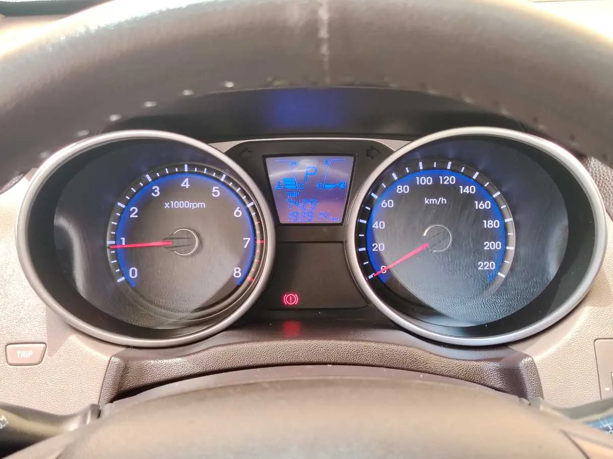 Car image 22