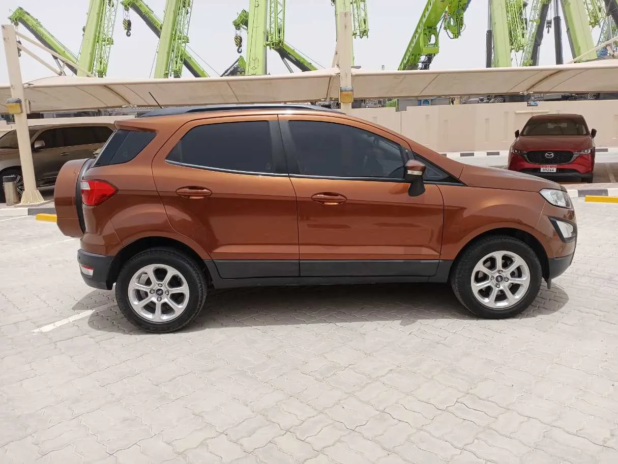 Car image 8