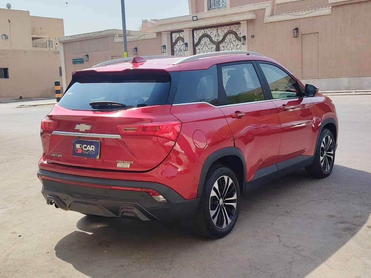 Car image 5